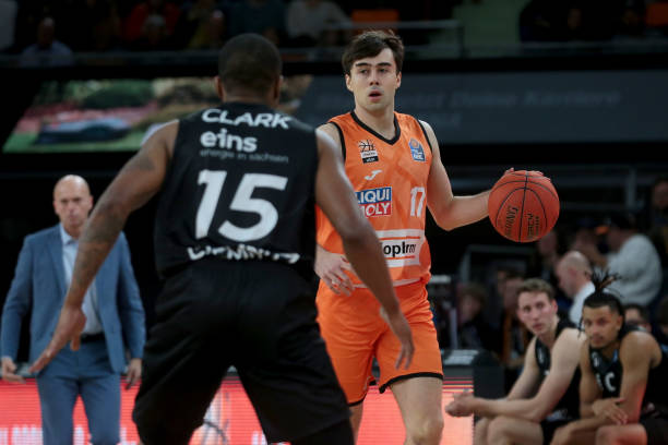 不小压力 不小压力