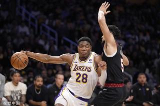 斩获无数荣 斩获无数荣