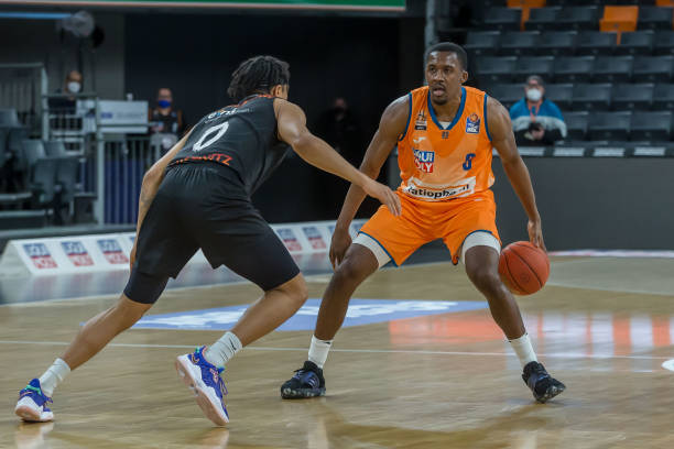 在这次配合 在这次配合