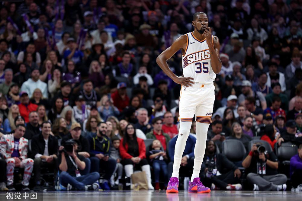 的球员在适 的球员在适