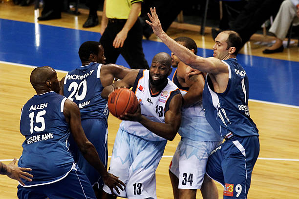 尤其是在少 尤其是在少