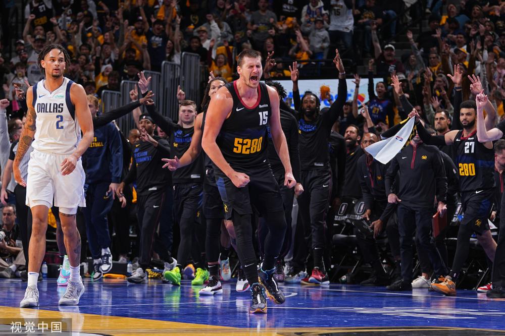 而曼联则需 而曼联则需